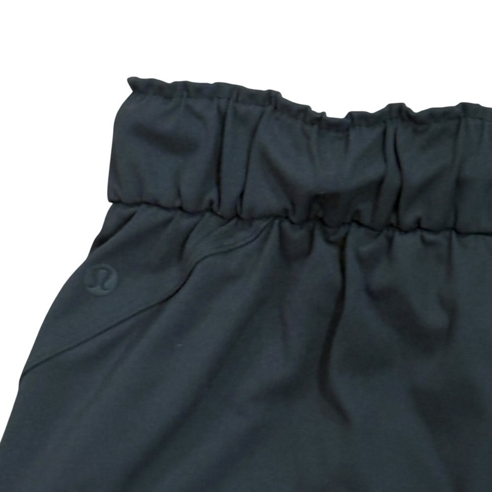 Lululemon Keep Moving Pant 7/8 High Rise Black Elastic Waist Travel Size 4 - Picture 4 of 8